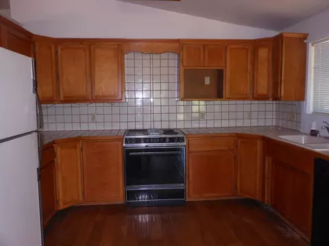 389 Summit Loop, Grants Pass, OR 97527 photo 6