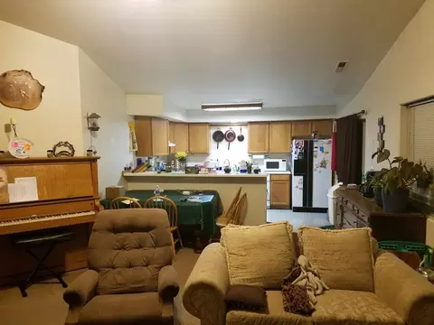 581 Clearview Way, Eagle Point, OR 97524 photo 5