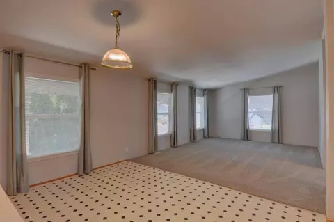 1359 Ivan Ln, Central Point, OR 97502 photo 9