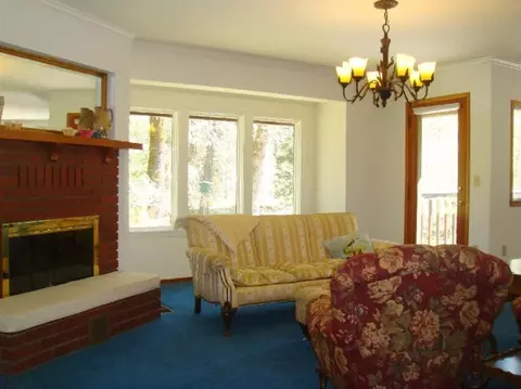 670 E Fork Rd, Williams, OR 97544 photo 6