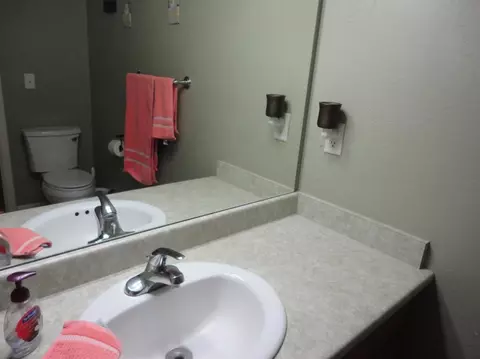 486 Phyllis Dr, Eagle Point, OR 97524 photo 12