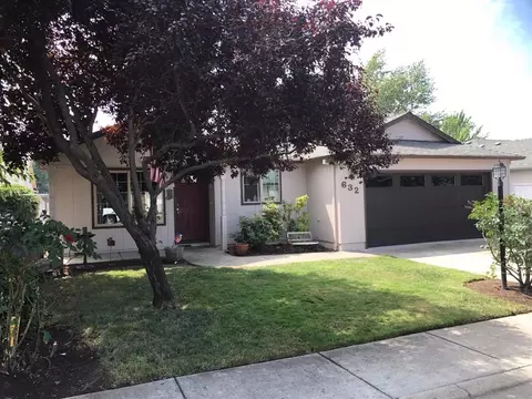 632 Andrea Way, Eagle Point, OR 97524 photo 1