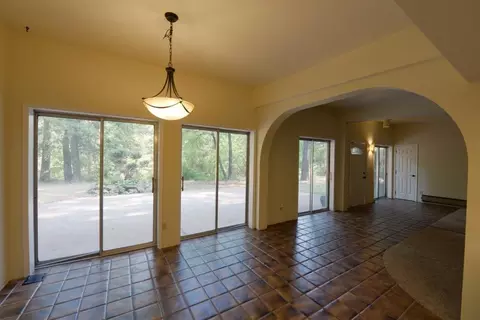 12071 Elk Creek Rd, Eagle Point, OR 97524 photo 7