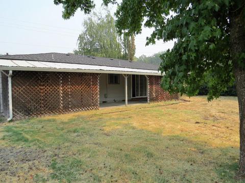 248 Main St, Eagle Point, OR 97524 photo 17