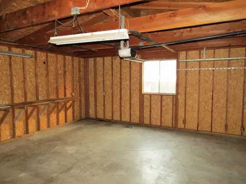 269 N De Anjou Ave, Eagle Point, OR 97524 photo 17