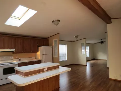 269 N De Anjou Ave, Eagle Point, OR 97524 photo 6