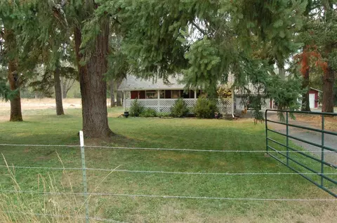 2180 Dick George Rd, Cave Junction, OR 97523 photo 3