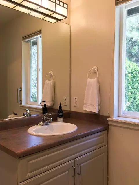 3173 View Cir, Central Point, OR 97502 photo 17