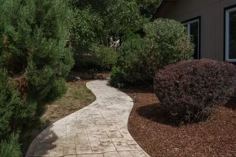 3173 View Cir, Central Point, OR 97502 photo 23