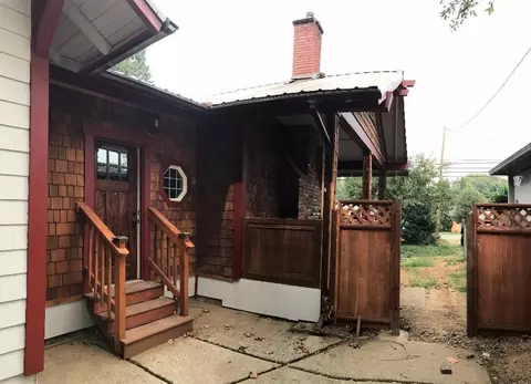 130 W Gilbert Ave, Glendale, OR 97442 photo 10