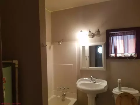 130 W Gilbert Ave, Glendale, OR 97442 photo 11