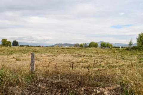421 E Rolling Hills Dr, Eagle Point, OR 97524 photo 9