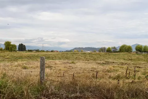 421 E Rolling Hills Dr, Eagle Point, OR 97524 photo 10