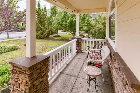 350 Leandra Ln, Eagle Point, OR 97524 photo 3