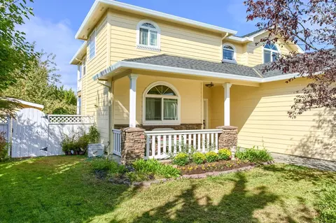 350 Leandra Ln, Eagle Point, OR 97524 photo 2