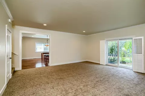 350 Leandra Ln, Eagle Point, OR 97524 photo 9