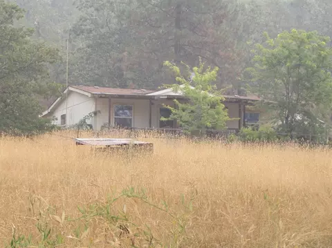 17980 Evans Creek Rd, Rogue River, OR 97537 photo 1