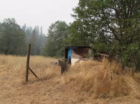 17980 Evans Creek Rd, Rogue River, OR 97537 photo 3