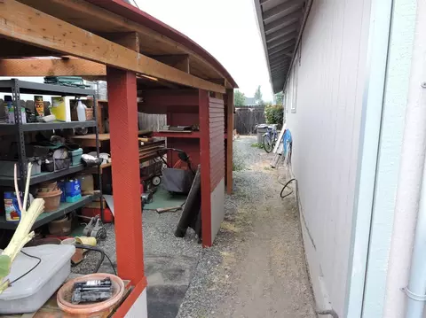 205 Samuel Lane Loop Rd, Phoenix, OR 97535 photo 22