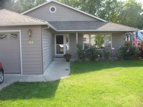 468 Westminster Dr, Eagle Point, OR 97524 photo 1