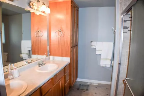 421 Westminster Dr, Eagle Point, OR 97524 photo 18