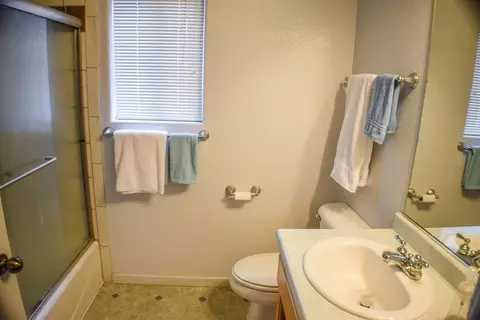 421 Westminster Dr, Eagle Point, OR 97524 photo 15