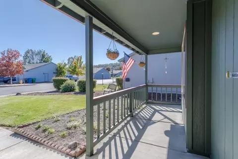 353 Bradley Way, Eagle Point, OR 97524 photo 18