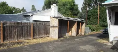 513 S Royal Ave, Eagle Point, OR 97524 photo 14