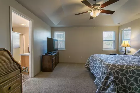 894 Win Way, Eagle Point, OR 97524 photo 15
