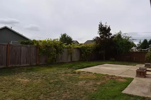 5590 Austin Way, Eugene, OR 97402 photo 21