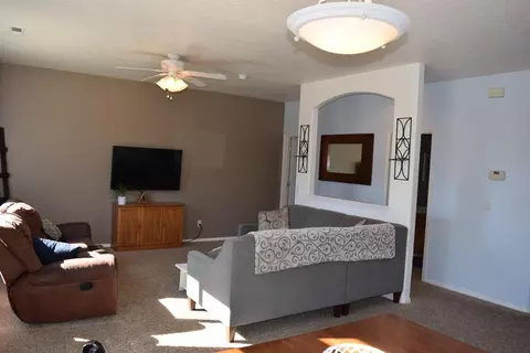 5590 Austin Way, Eugene, OR 97402 photo 7