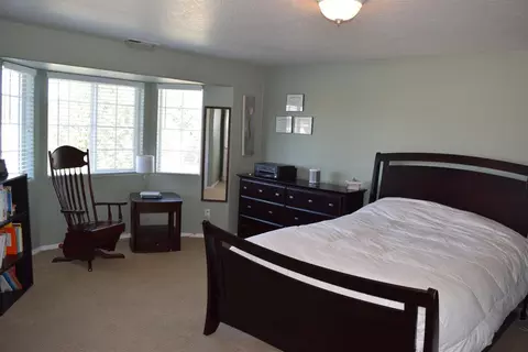 5590 Austin Way, Eugene, OR 97402 photo 11