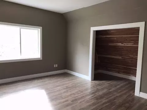 577 Gilbert Ave, Glendale, OR 97442 photo 9