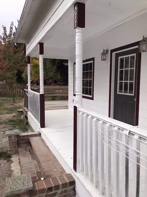 577 Gilbert Ave, Glendale, OR 97442 photo 3
