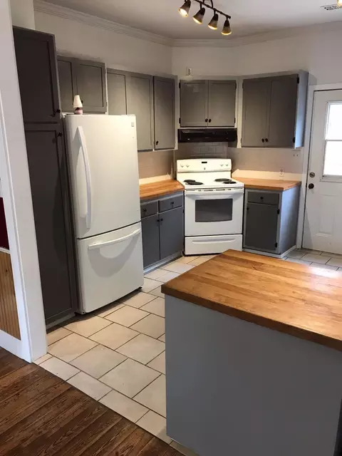 577 Gilbert Ave, Glendale, OR 97442 photo 7