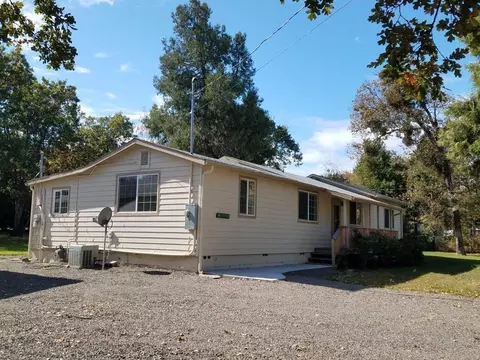 1359 Camp Baker Rd, Phoenix, OR 97535 photo 2