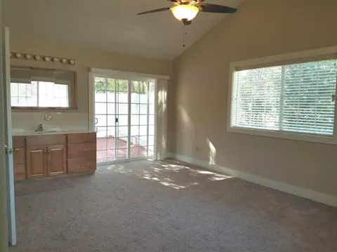 1359 Camp Baker Rd, Phoenix, OR 97535 photo 7