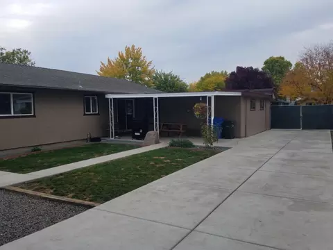 34 Comice Way, Eagle Point, OR 97524 photo 12