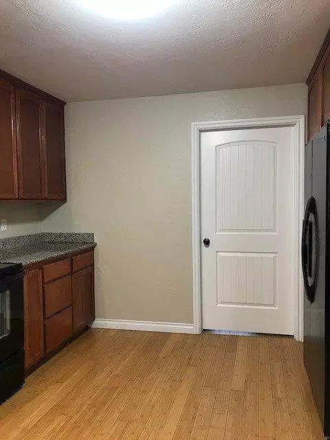 620 S Fourth St, Central Point, OR 97502 photo 9