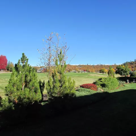 255 Pine Lake Dr, Eagle Point, OR 97524 photo 9