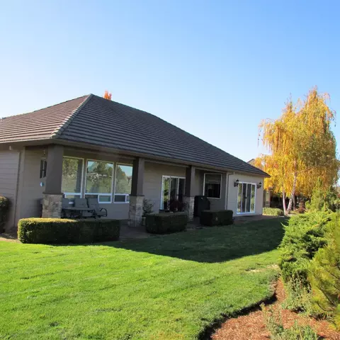 255 Pine Lake Dr, Eagle Point, OR 97524 photo 6