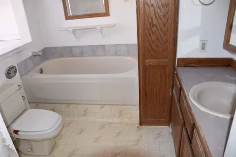 940 Linn Rd, Eagle Point, OR 97524 photo 9