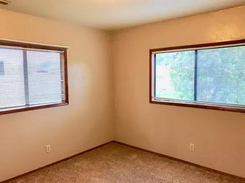 235 W Gregory Rd, Central Point, OR 97502 photo 15
