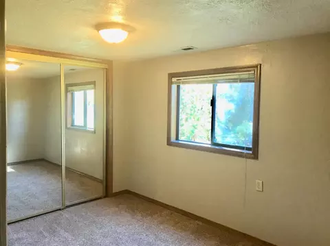 235 W Gregory Rd, Central Point, OR 97502 photo 17