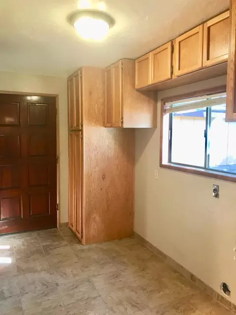 235 W Gregory Rd, Central Point, OR 97502 photo 14