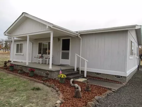 1214 Stevens Rd, Eagle Point, OR 97524 photo 7