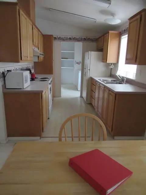 1214 Stevens Rd, Eagle Point, OR 97524 photo 14