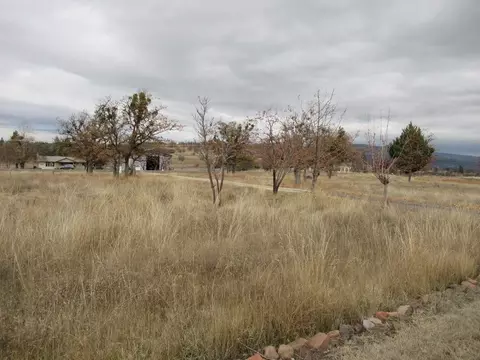 1214 Stevens Rd, Eagle Point, OR 97524 photo 5