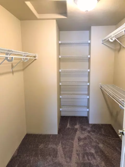 899 Silver Fox Dr, Central Point, OR 97502 photo 11