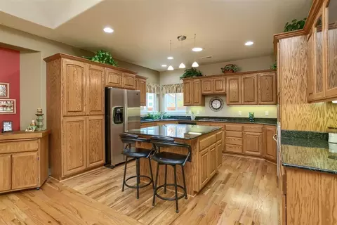 982 Greenway Ct, Eagle Point, OR 97524 photo 10